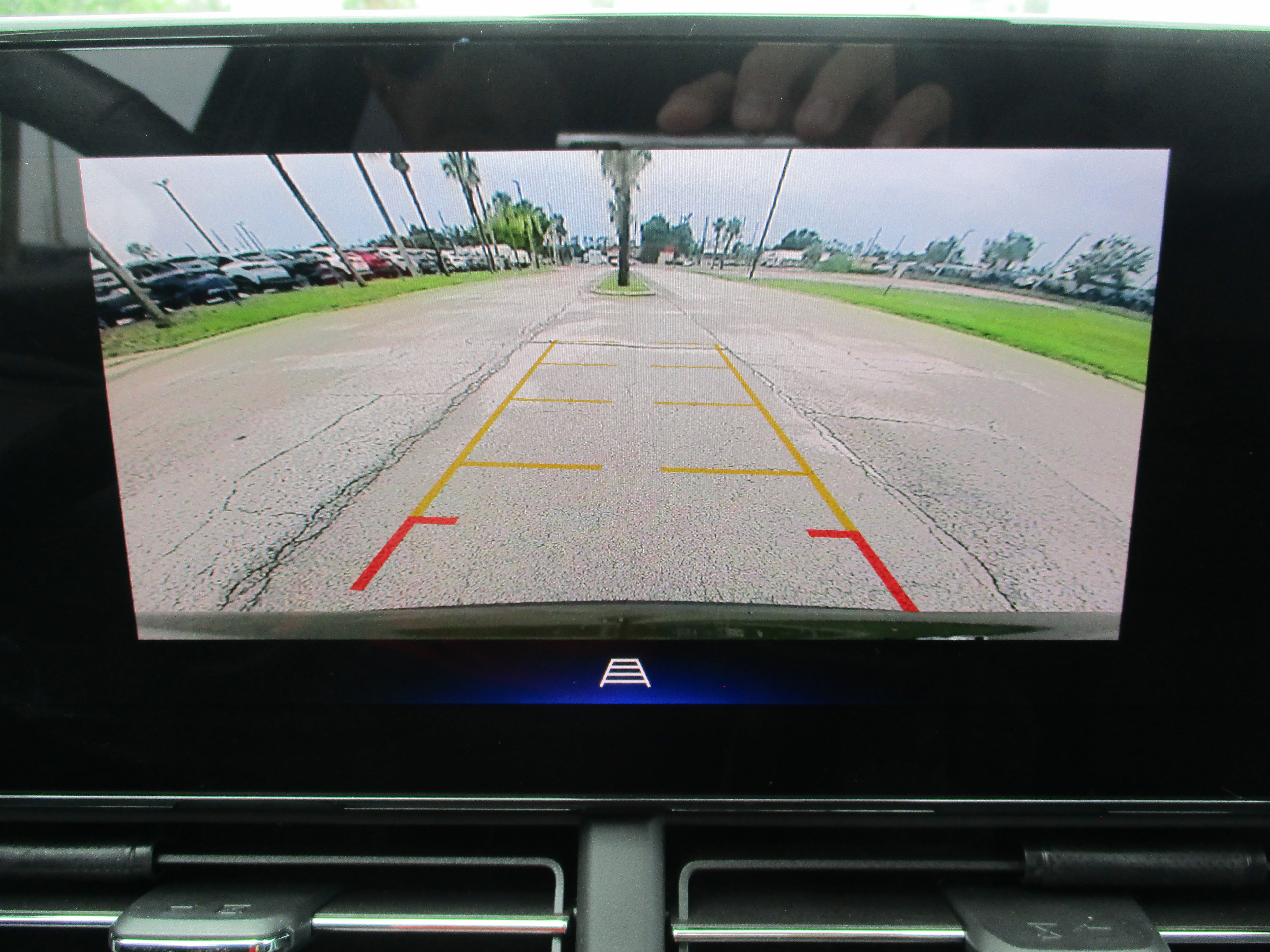 Used 2024 Chevrolet Trax ACTIV w/ Sunroof Package image 15