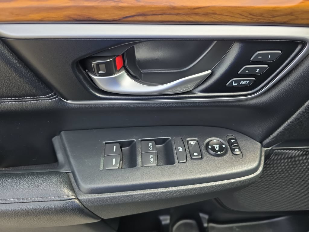 Used 2018 Honda CR-V EX-L image 19