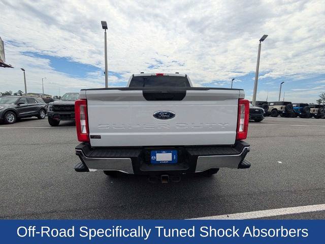 Certified 2024 Ford F250 XLT w/ FX4 Off-Road Package AWD/4WD image 5