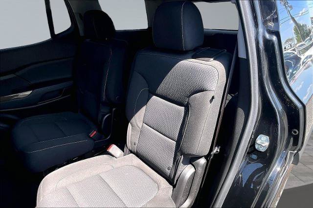 Used 2023 GMC Acadia SLE w/ LPO, Floor Liner Package FWD image 25