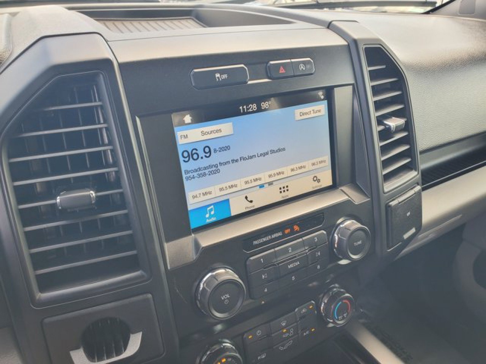 Certified 2019 Ford F150 XL w/ Equipment Group 101A Mid RWD image 19