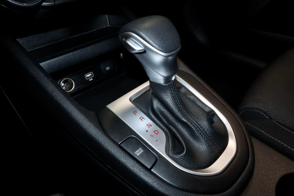 Used 2024 Kia Forte LXS FWD image 33