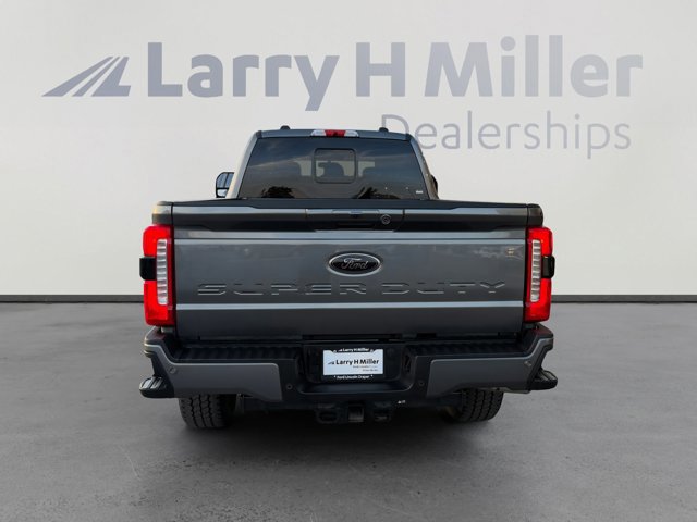 Certified 2025 Ford F350 Lariat w/ Black Appearance Package AWD/4WD image 4