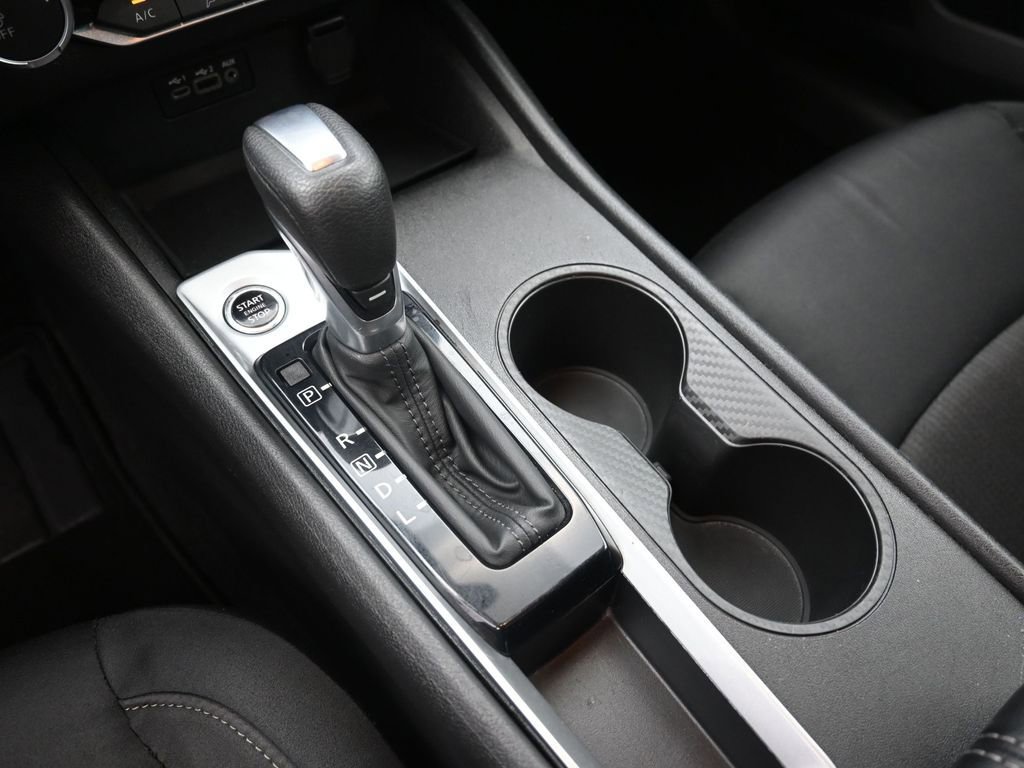 Used 2025 Nissan Altima 2.5 SV image 29