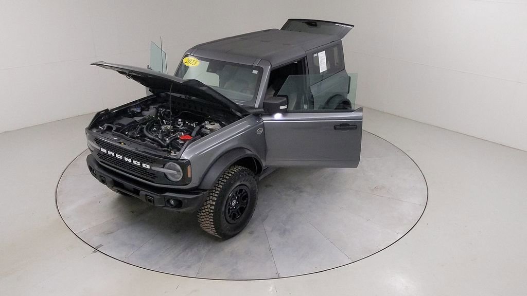 Certified 2023 Ford Bronco Wildtrak AWD/4WD image 41