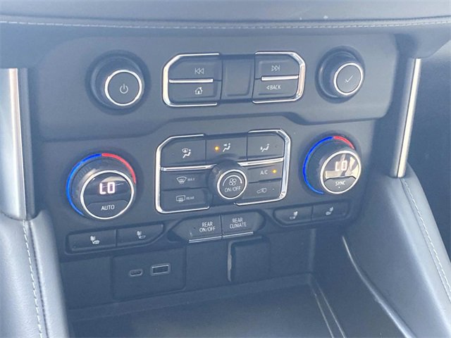 Used 2022 Chevrolet Tahoe Z71 w/ Luxury Package image 26