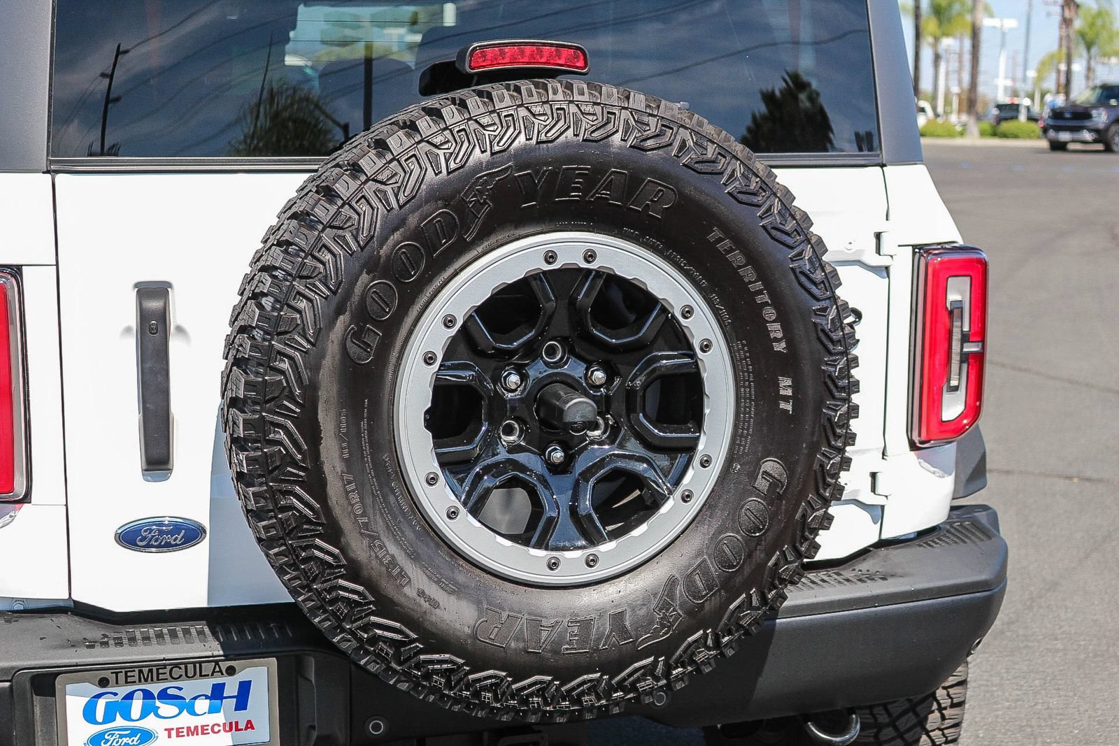 Certified 2023 Ford Bronco Badlands w/ Sasquatch Package AWD/4WD image 10