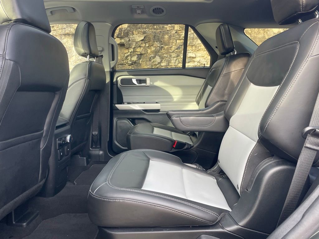 Certified 2024 Ford Explorer XLT w/ Equipment Group 202A image 12
