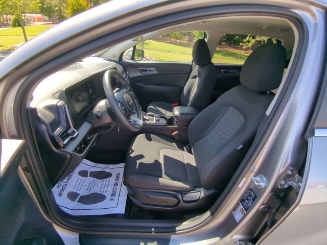 Used 2023 Kia Sportage LX AWD/4WD image 26