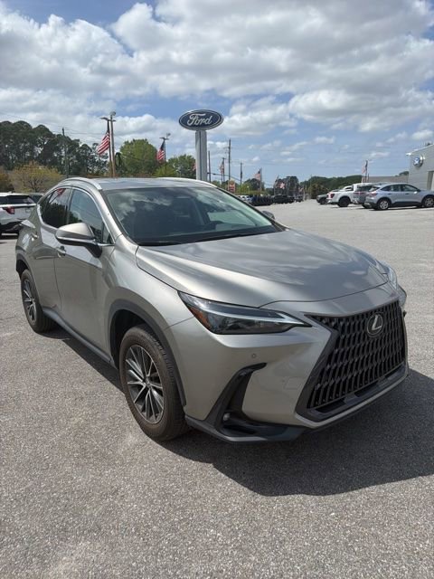 Used 2022 Lexus NX 250 FWD image 3