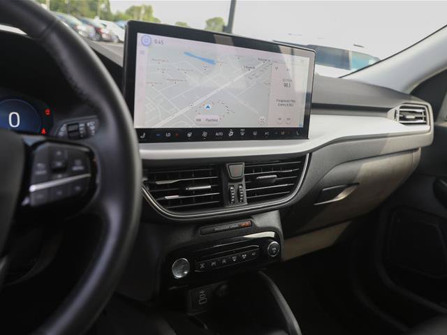 Certified 2024 Ford Escape Platinum AWD/4WD image 40