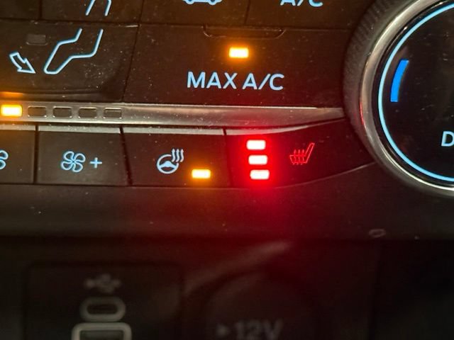 Certified 2024 Ford Escape Active AWD/4WD image 30