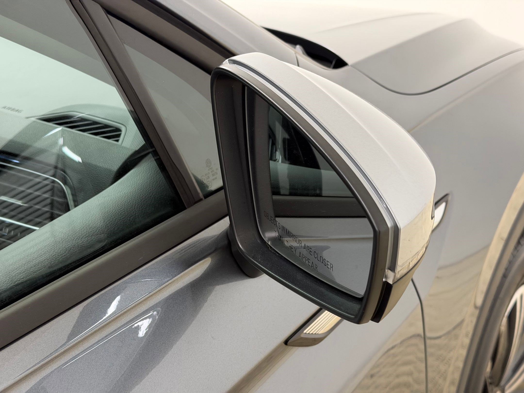 Used 2024 Volkswagen Tiguan Wolfsburg Edition image 20