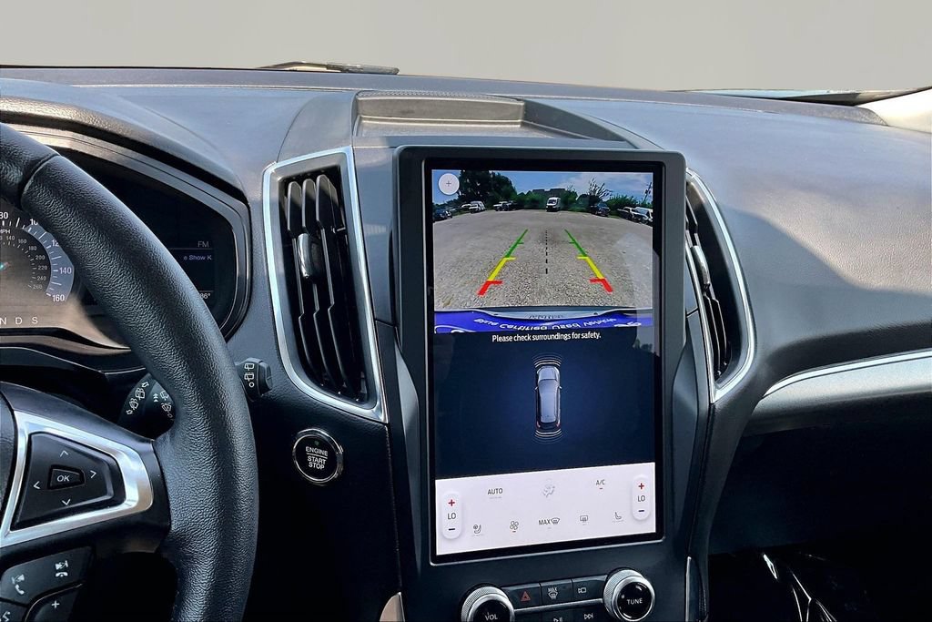 Certified 2024 Ford Edge Titanium AWD/4WD image 21