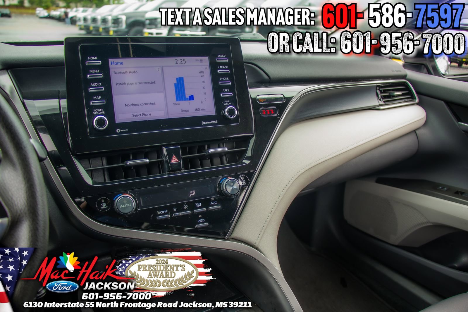 Used 2022 Toyota Camry LE FWD image 12