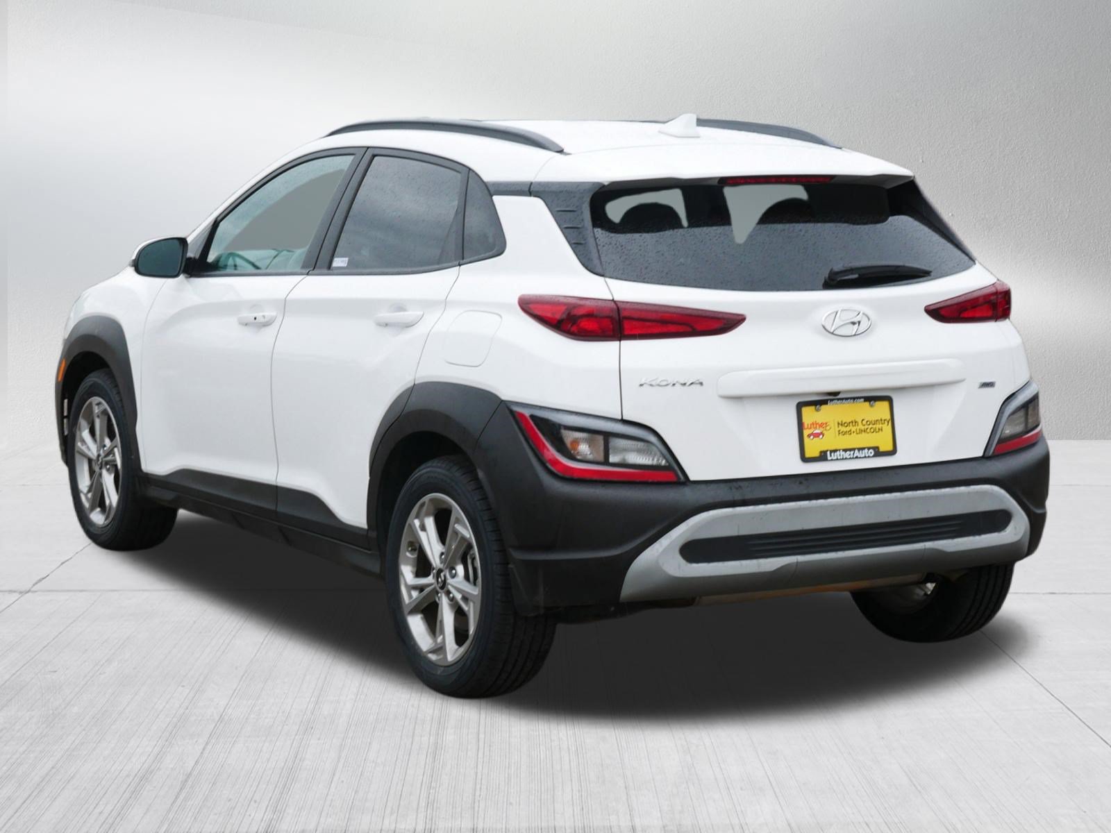 Used 2023 Hyundai Kona SEL AWD/4WD image 5
