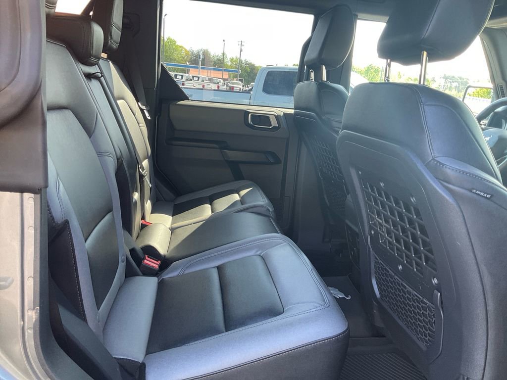 Certified 2024 Ford Bronco Black Diamond w/ Sasquatch Package AWD/4WD image 13