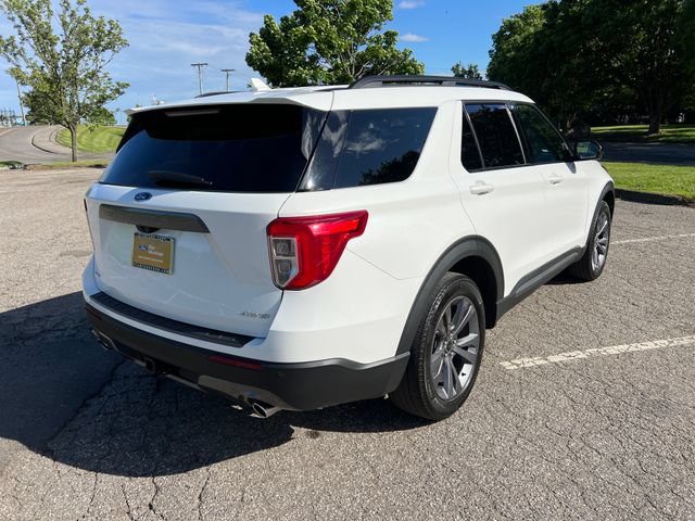 Certified 2023 Ford Explorer XLT w/ Equipment Group 202A AWD/4WD image 11