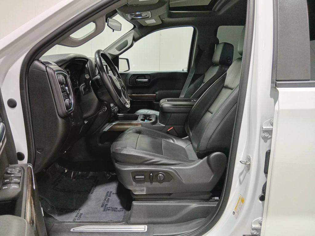 Used 2020 Chevrolet Silverado 1500 LT Trail Boss AWD/4WD image 17