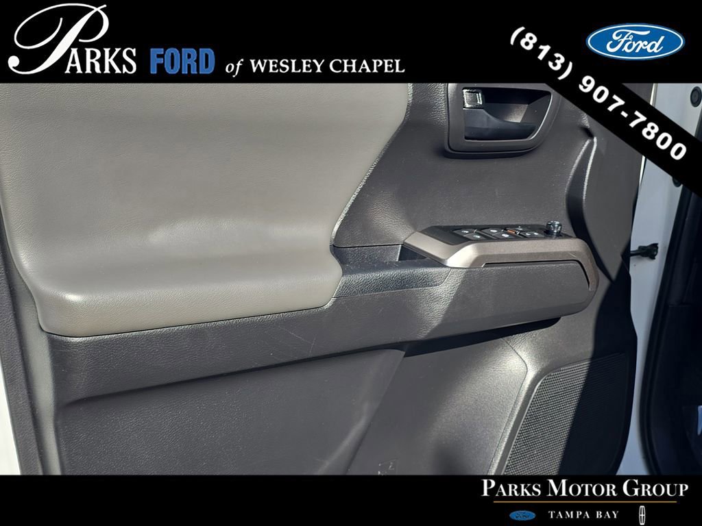 Used 2023 Toyota Tacoma SR5 w/ Technology Package image 15