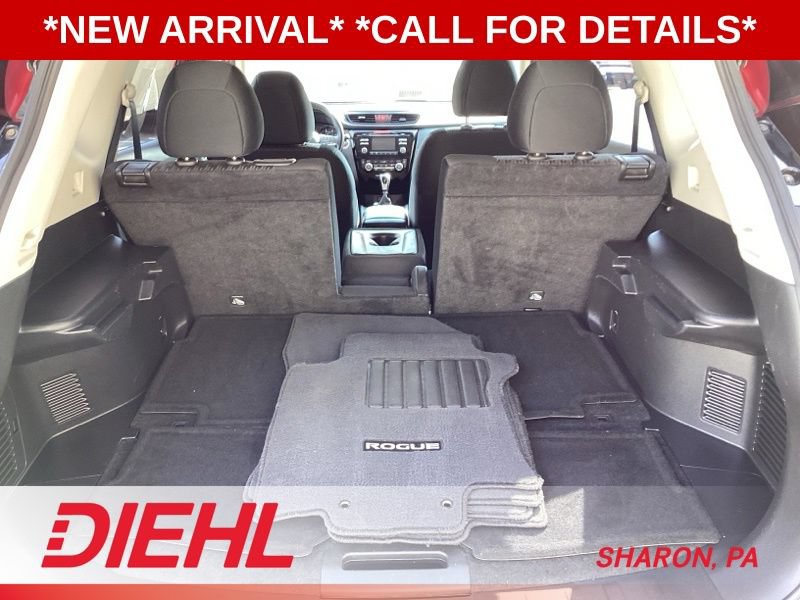 Used 2017 Nissan Rogue SV AWD/4WD image 11