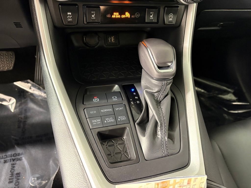 Used 2025 Toyota RAV4 XLE Premium w/ Weather Package image 21