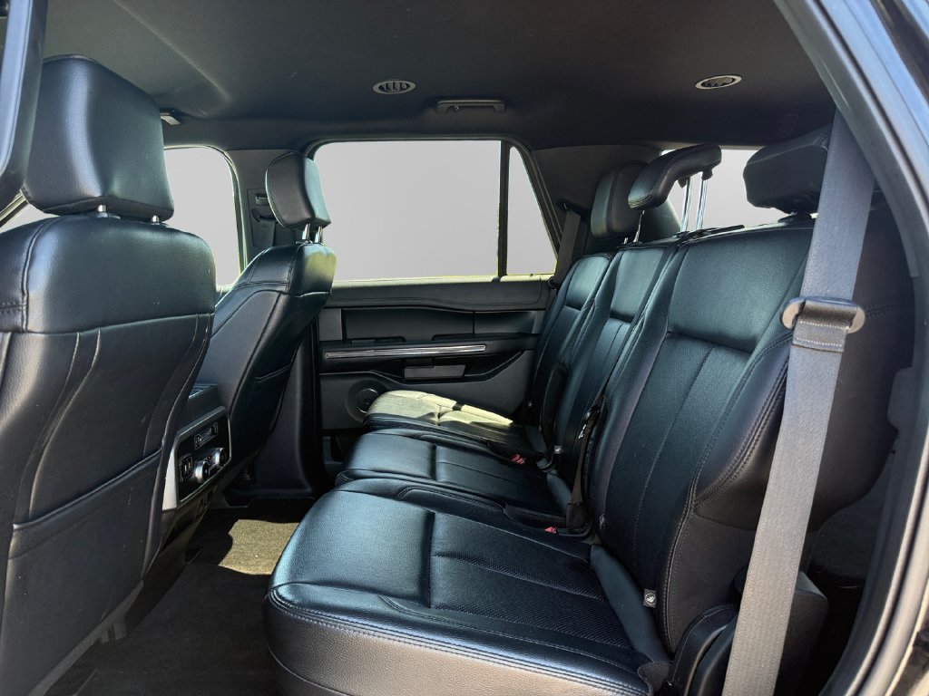 Certified 2019 Ford Expedition XLT w/ Equipment Group 201A AWD/4WD image 13