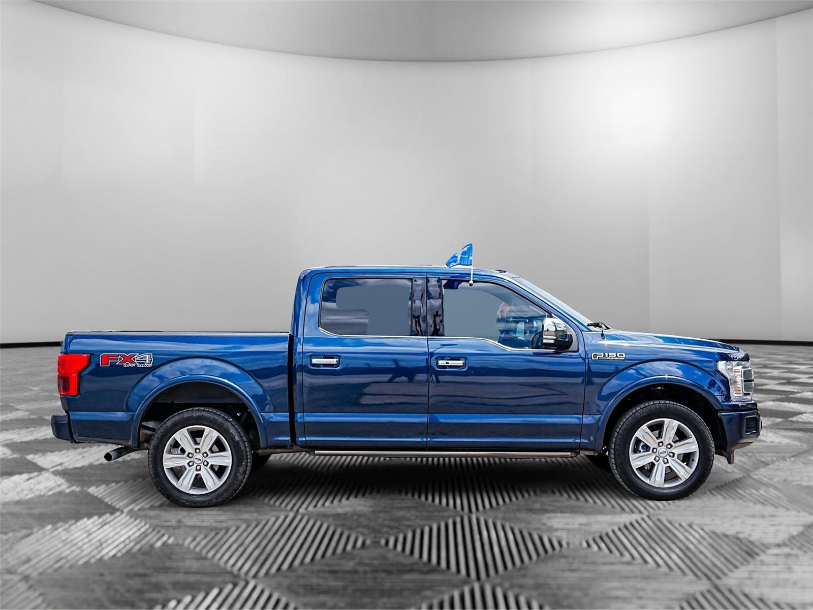 Certified 2020 Ford F150 Platinum w/ Equipment Group 701A Luxury AWD/4WD image 3