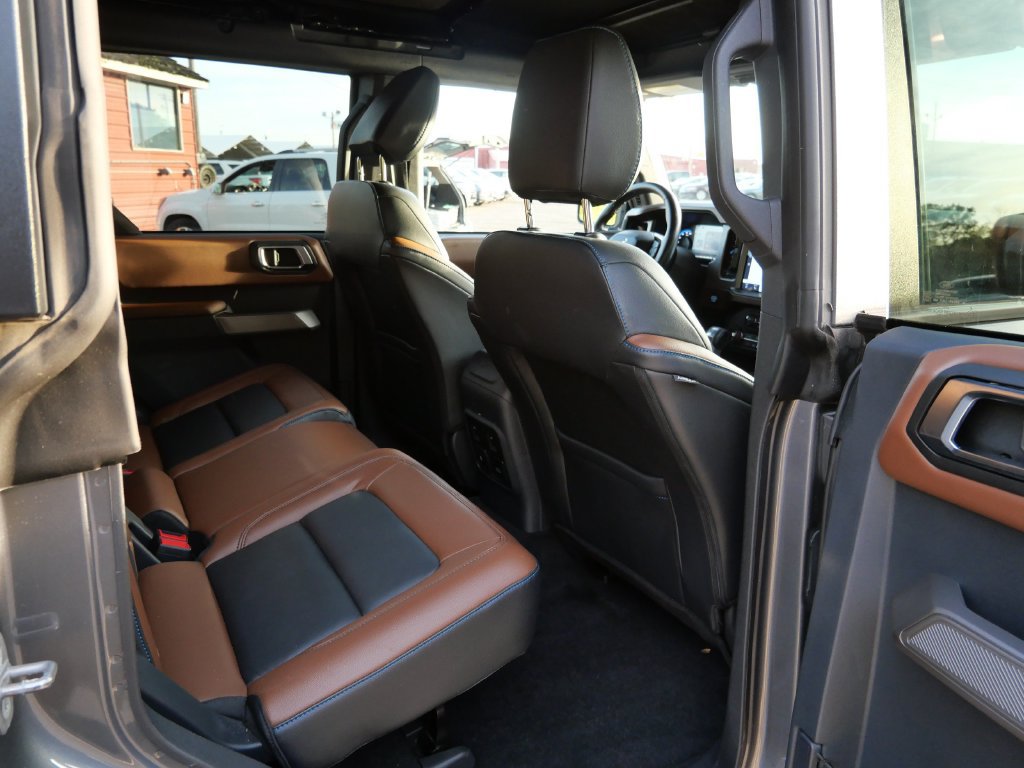 Certified 2023 Ford Bronco Outer Banks AWD/4WD image 13