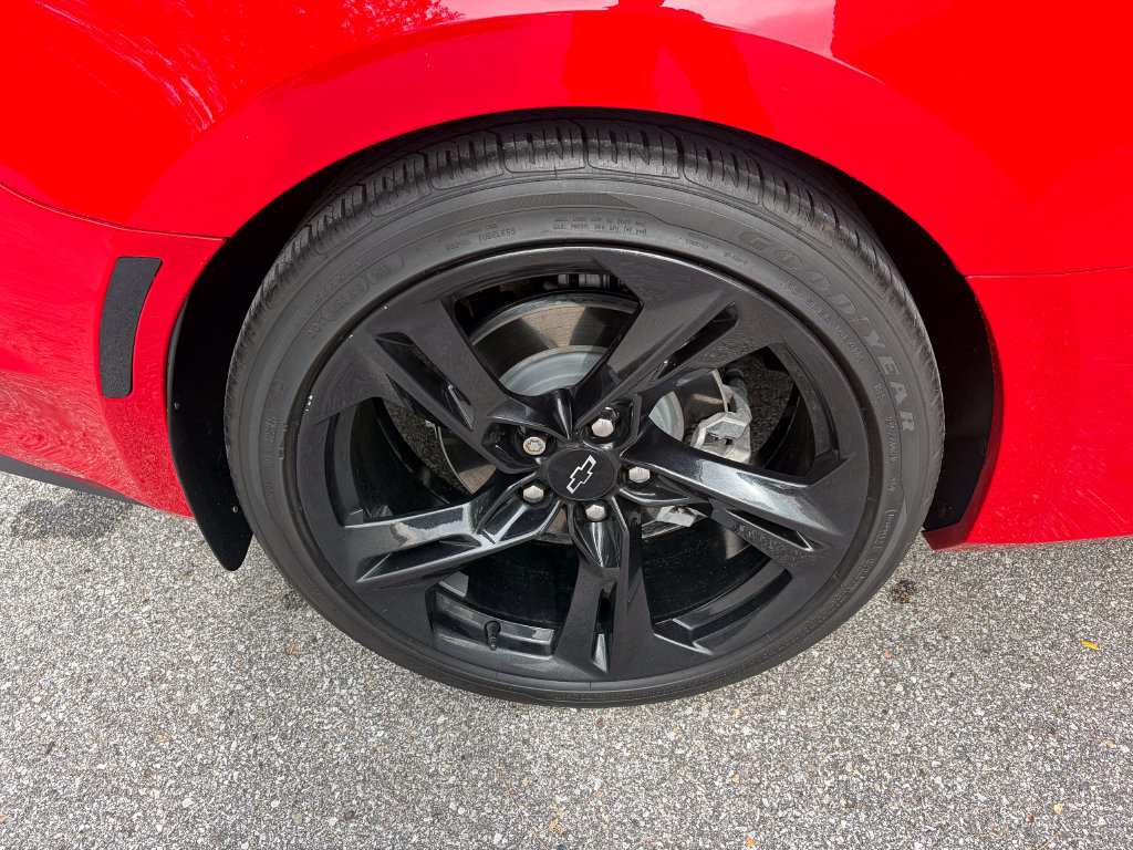 Used 2023 Chevrolet Camaro LT RWD image 40