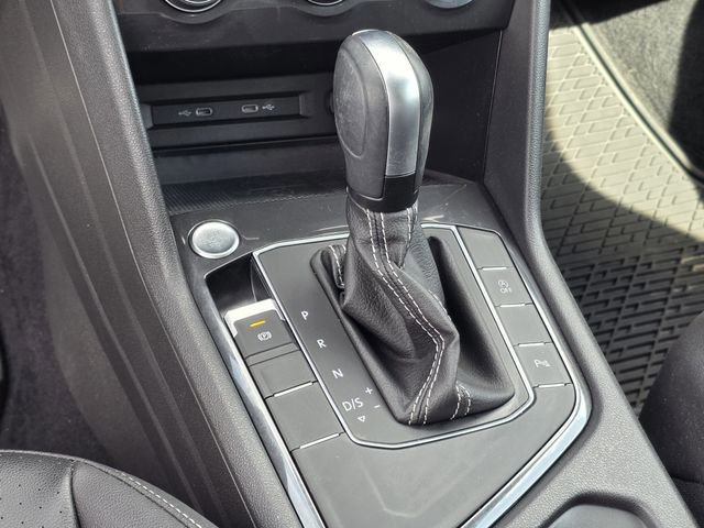 Used 2021 Volkswagen Tiguan SE R-Line image 23
