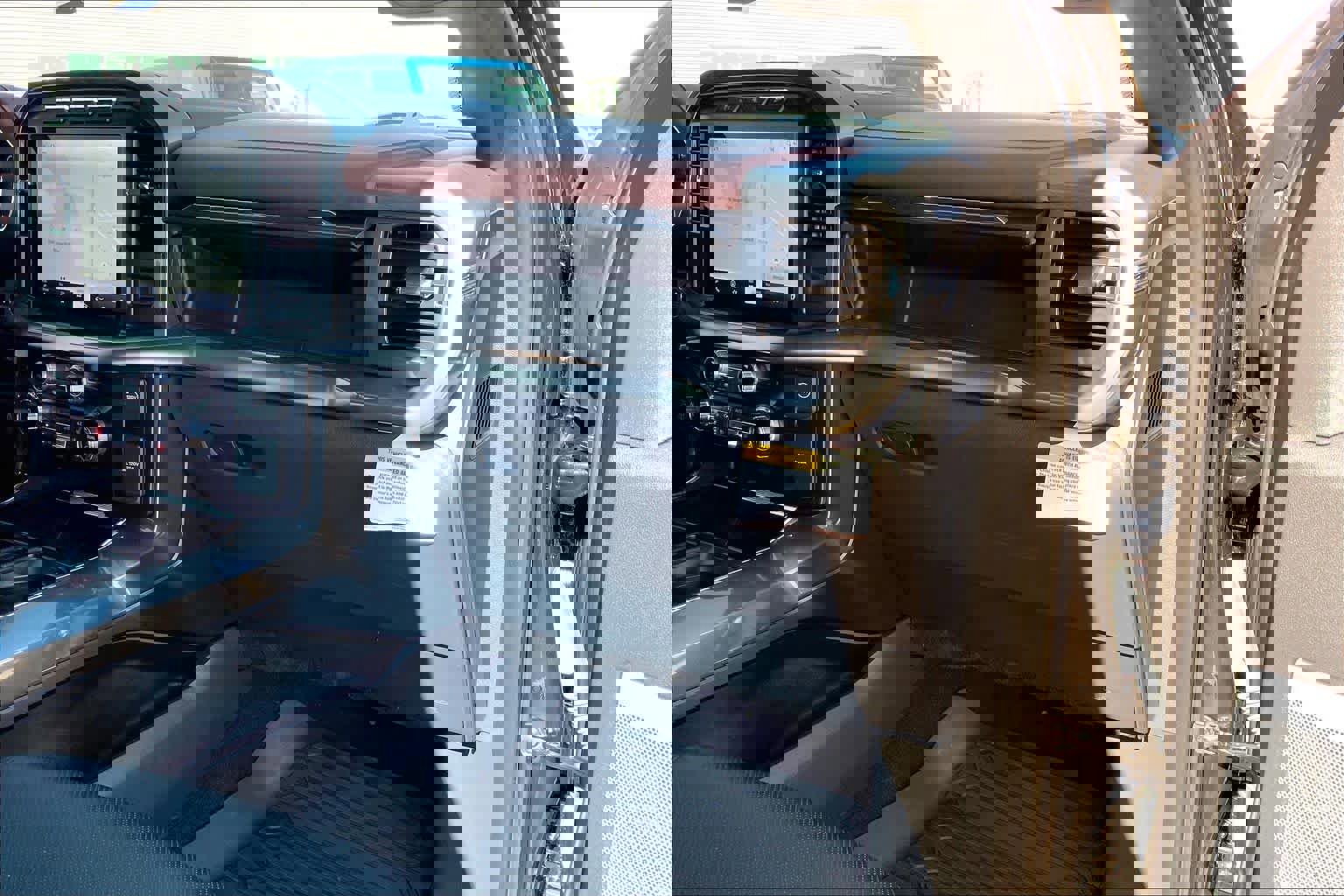 Certified 2023 Ford F150 Lariat w/ Equipment Group 502A High image 19