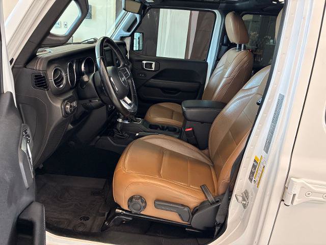 Used 2020 Jeep Wrangler Unlimited Sahara AWD/4WD image 12