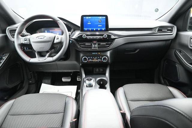 Certified 2024 Ford Escape ST-Line Select w/ Class II Trailer Tow Package AWD/4WD image 22