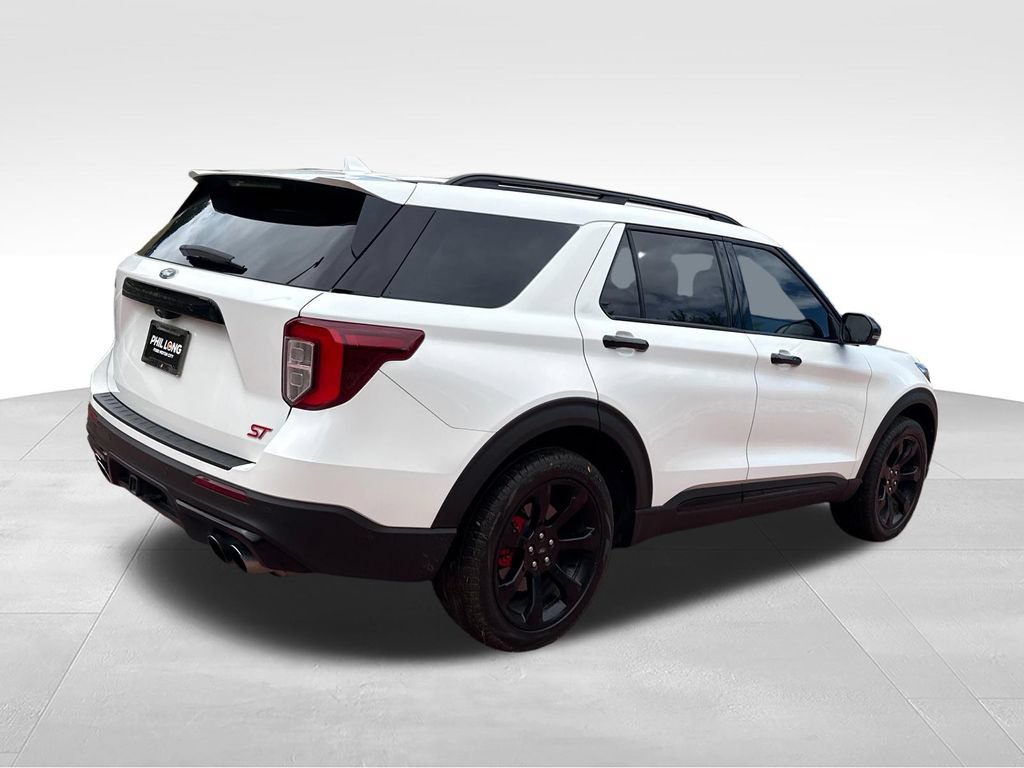 Certified 2022 Ford Explorer ST w/ Equipment Group 401A AWD/4WD image 10