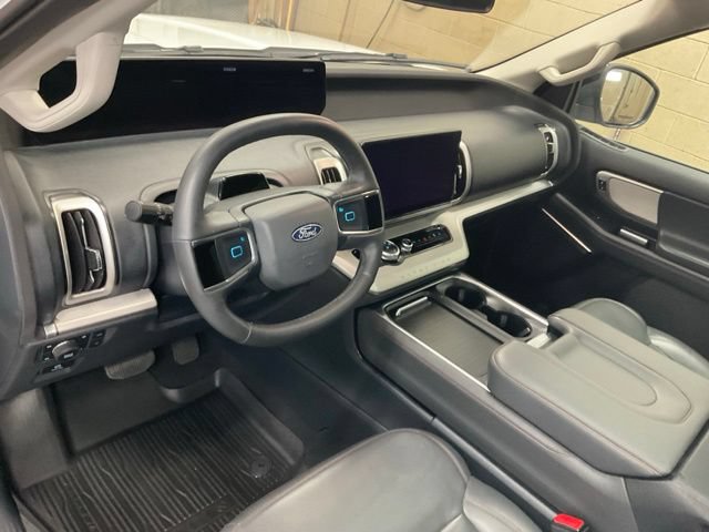 Certified 2025 Ford Expedition Max Active AWD/4WD image 6