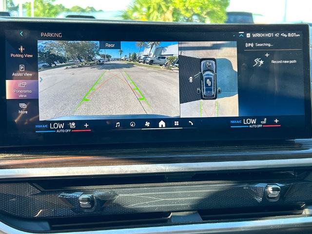 Used 2025 BMW X7 xDrive40i AWD/4WD image 18