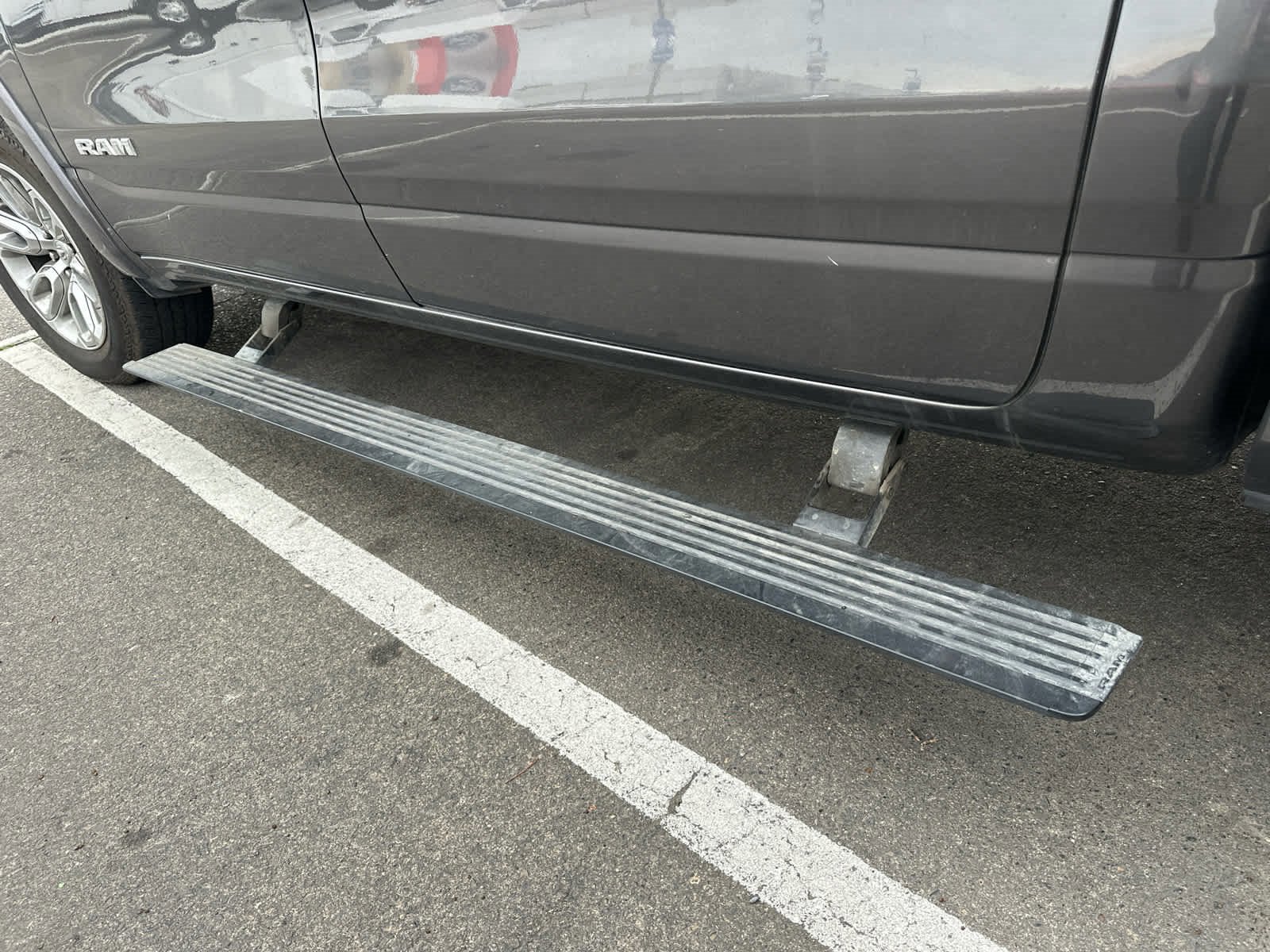 Used 2022 RAM 1500 Laramie w/ Laramie Southwest Edition image 15