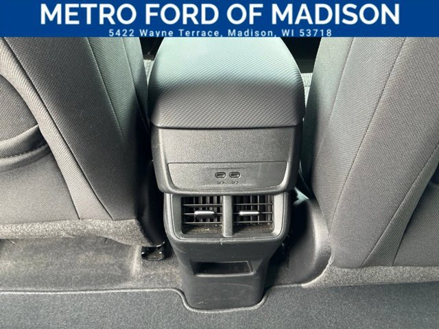 Used 2025 Chevrolet Equinox LT AWD/4WD image 13