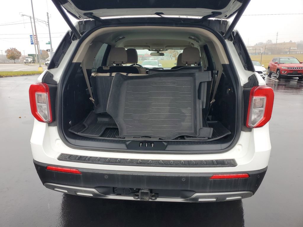 Certified 2023 Ford Explorer XLT w/ Equipment Group 202A image 25