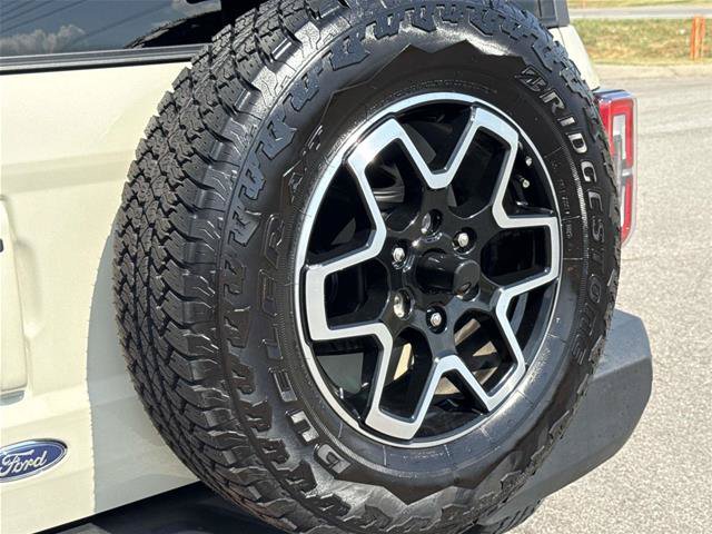 Certified 2025 Ford Bronco Outer Banks AWD/4WD image 11
