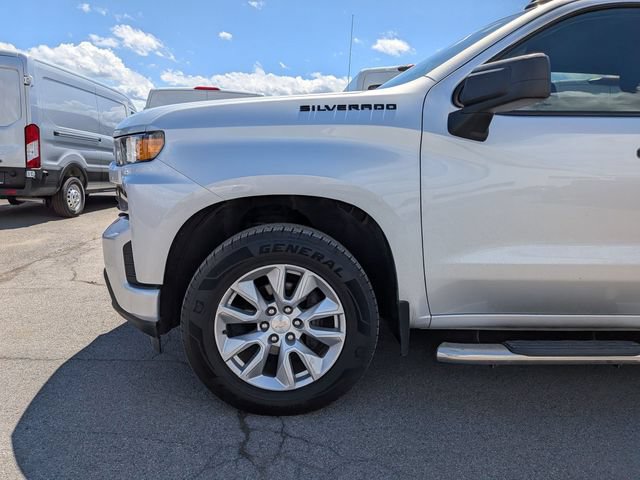 Used 2022 Chevrolet Silverado 1500 Custom w/ LPO, Dark Essentials Package AWD/4WD image 19