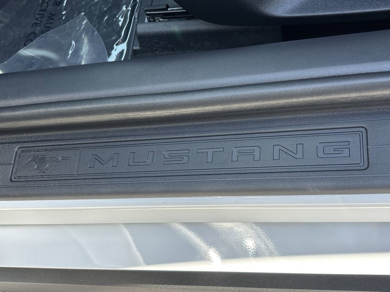 Certified 2025 Ford Mustang Coupe RWD image 9
