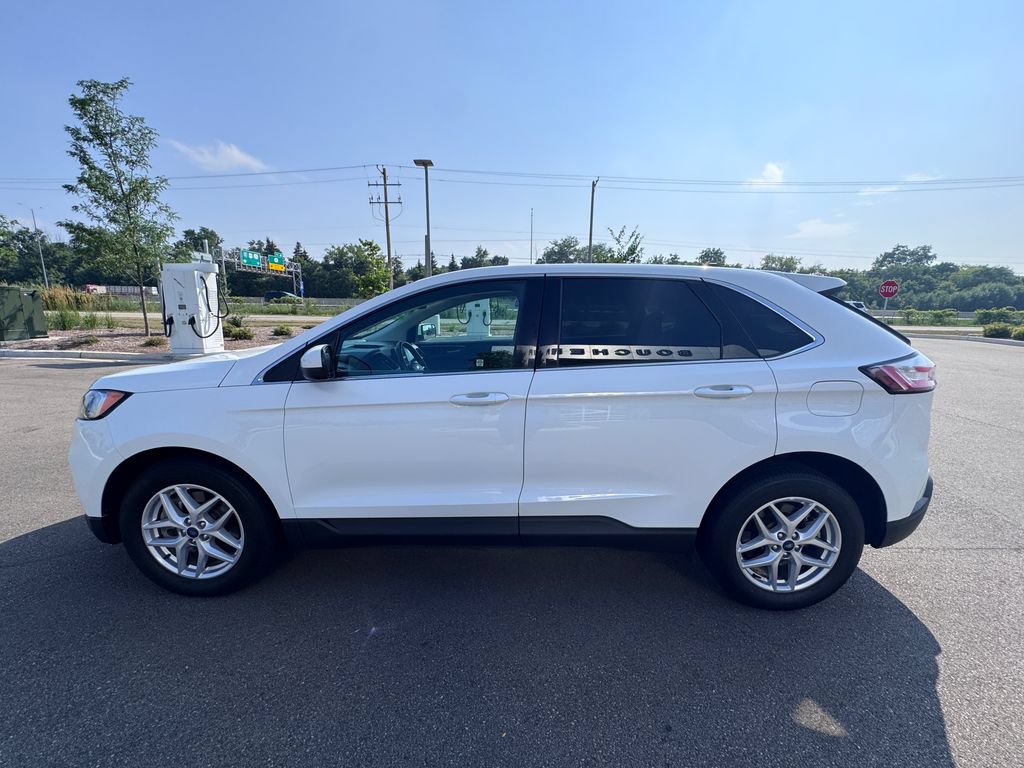 Certified 2022 Ford Edge SEL AWD/4WD image 6