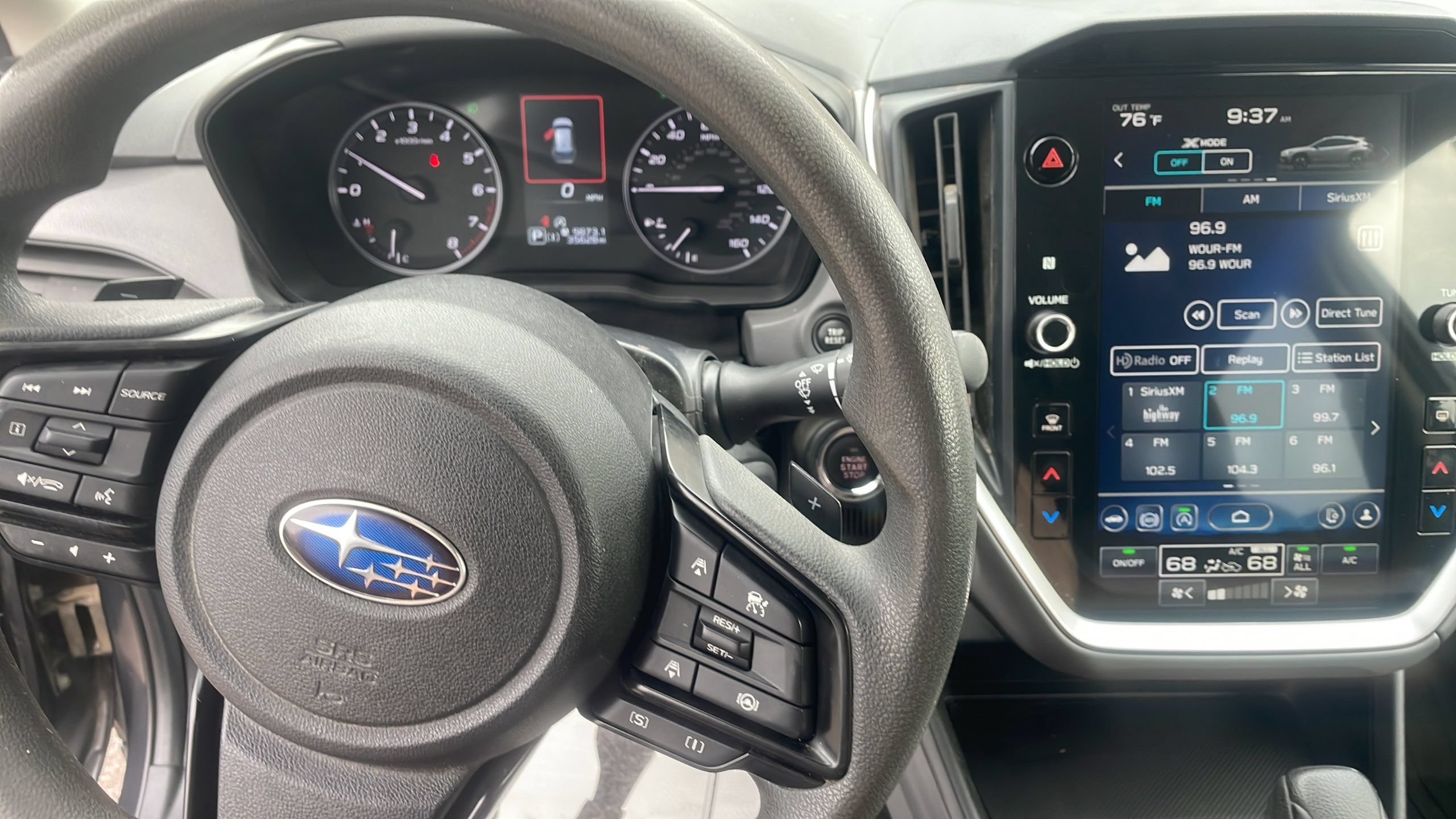 Used 2024 Subaru Crosstrek 2.0i Premium AWD/4WD image 21