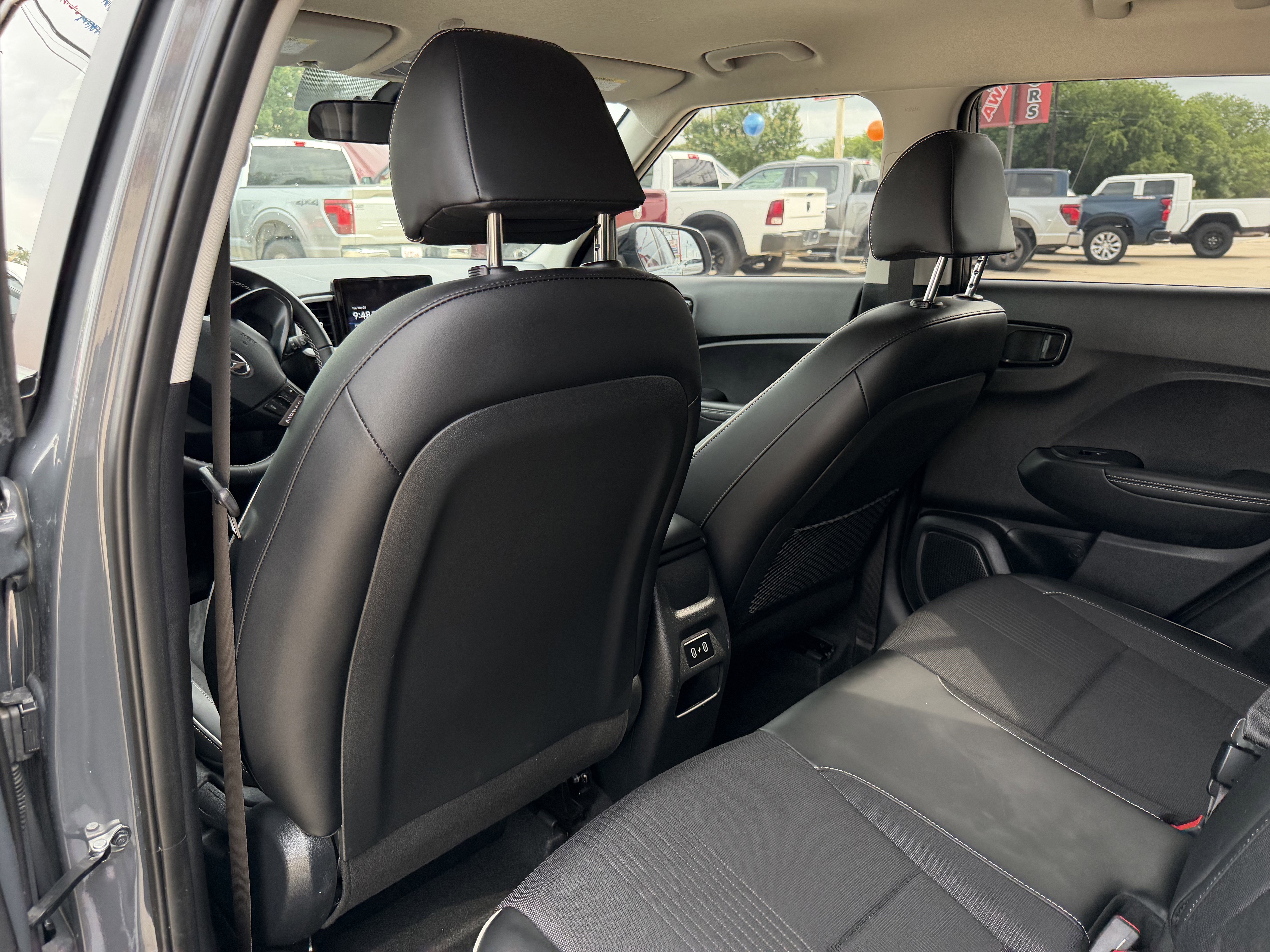 Used 2024 Hyundai Kona SEL w/ Convenience Package FWD image 25