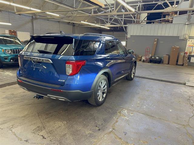 Certified 2022 Ford Explorer XLT w/ Equipment Group 202A image 6