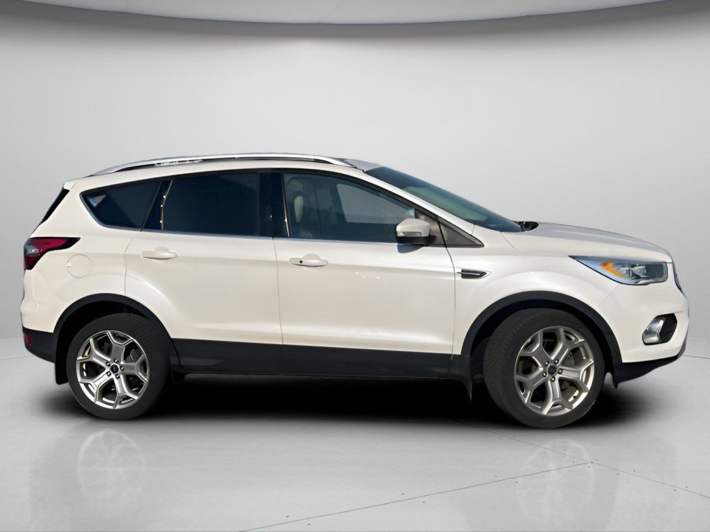 Certified 2018 Ford Escape Titanium w/ Ford Safe & Smart Package AWD/4WD image 3
