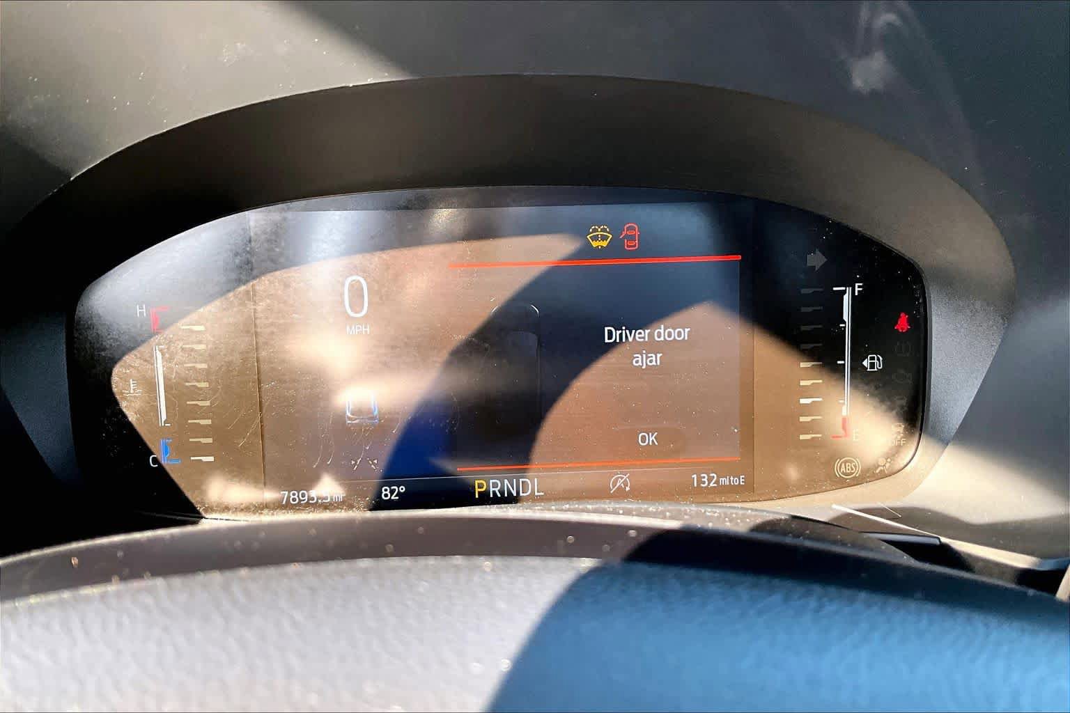 Certified 2025 Ford Escape ST-Line FWD image 24