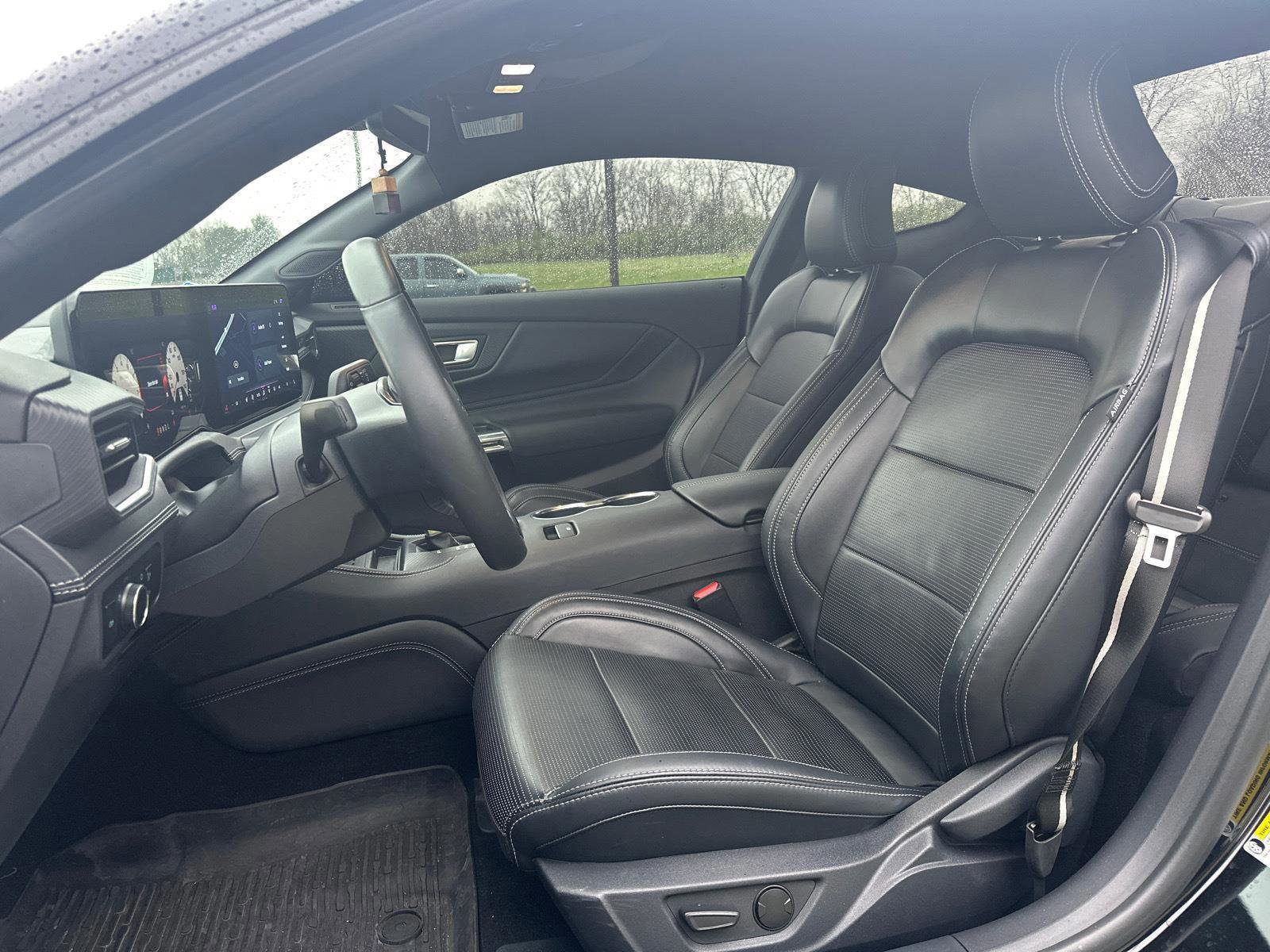 Certified 2024 Ford Mustang Premium RWD image 11